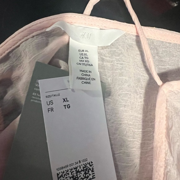 Light blush pink long maxi, high gathered waist. Open back with ties - Picture 8 of 13